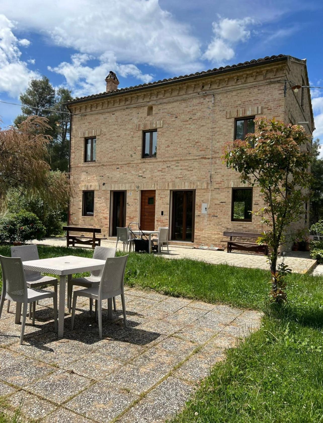 Tenuta Gran Bosco Loro Piceno Exterior photo